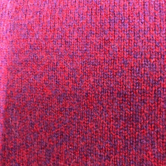 Club MONACO Nicolette 100% Cashmere Long Sleeve Sweater Pomegranate Plum Sz XS‎ - Picture 8 of 10